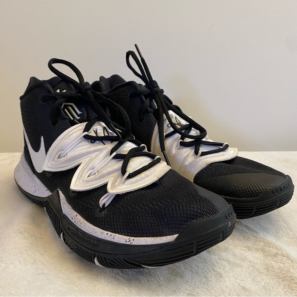 Nike Kyrie 5 TB Basketball Shoes CN9519-002 Women’s Size 7.5